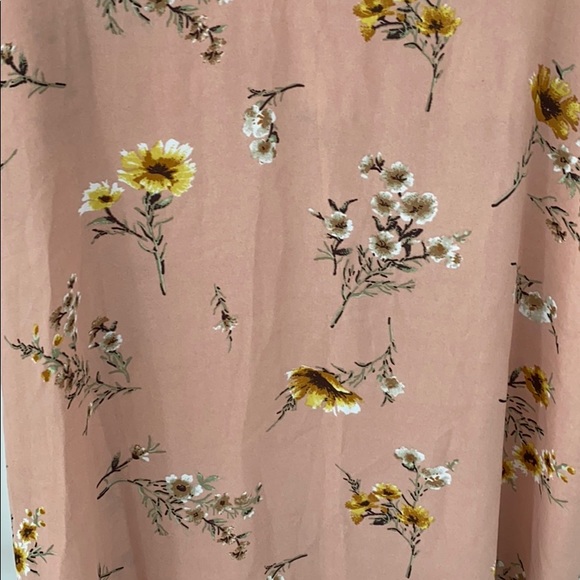 2/$30 🌸 FOREVER 21 Pink Floral Slip Dress - Picture 2 of 3